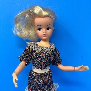Marx Toy Sindy Doll Blonde Poseable Arms Vtg 1960s Hong Kong Classic Retro Toy